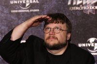 Guillermo del Toro produjo "Mamá" basada en un corto que le presentaron Andy Muschetti y su hermana.